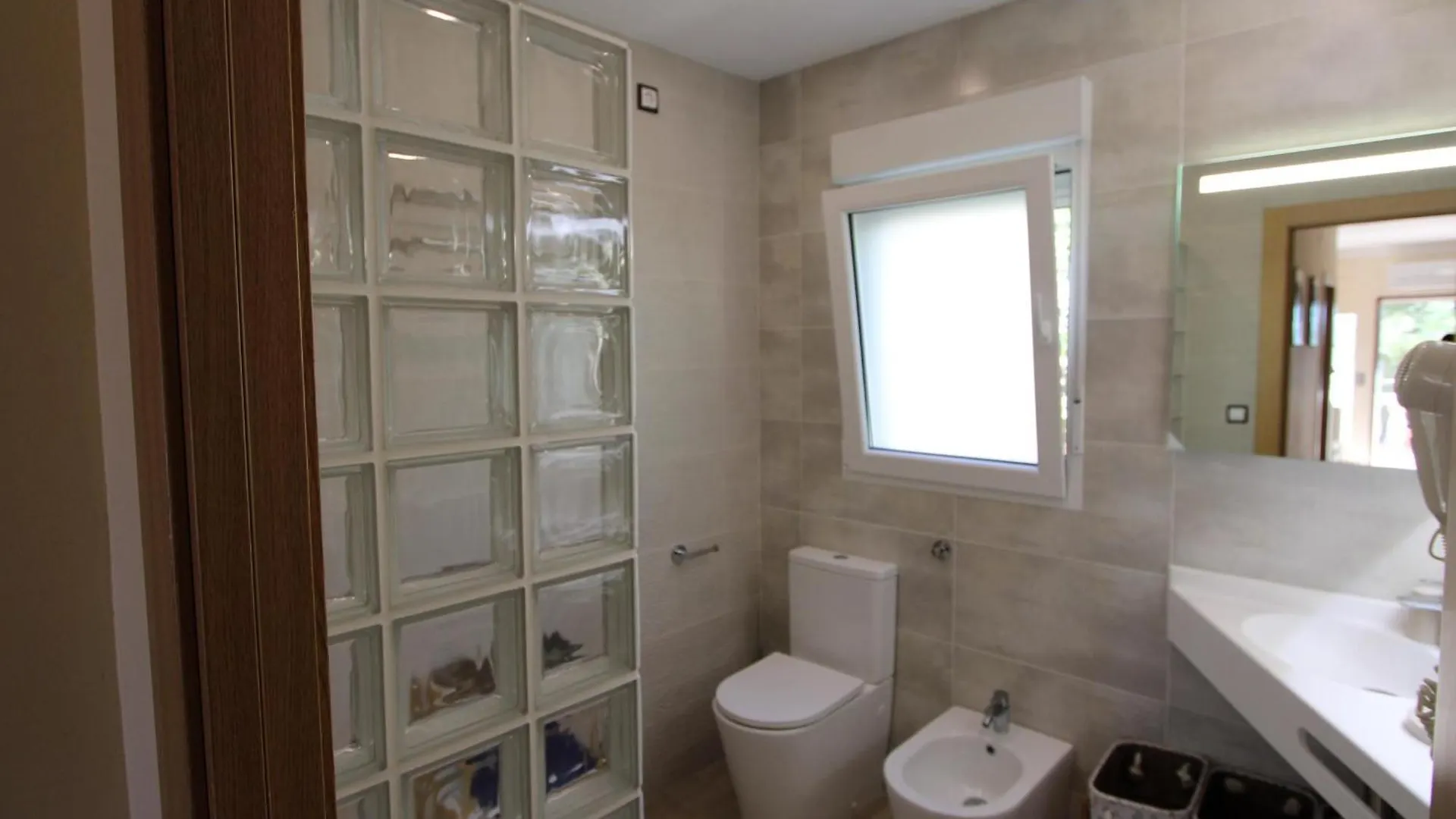 Holiday home Casa Cerca Del Mar Con Piscina Privada, Aire Opcional, Wifi Gratuito, Mascotas Y Playas Para Perros - Es-184-60 L'Ametlla de Mar